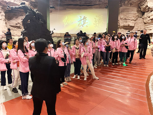 Gondor's Inspiring Team Building Activity at Hongqi Canal Gondor's Inspiring Team Building Activity at Hongqi Canal